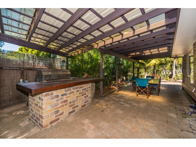 15 Ashford Road, Helensvale QLD 4212