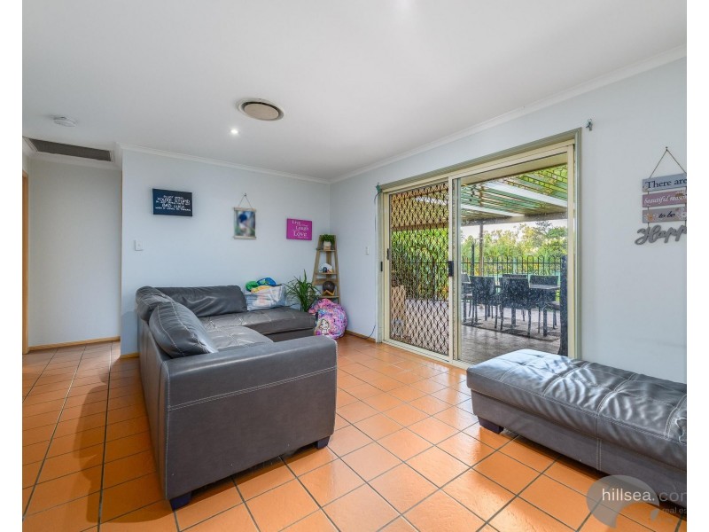 6 Balranald Court, Helensvale QLD 4212