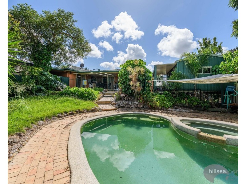 6 Balranald Court, Helensvale QLD 4212