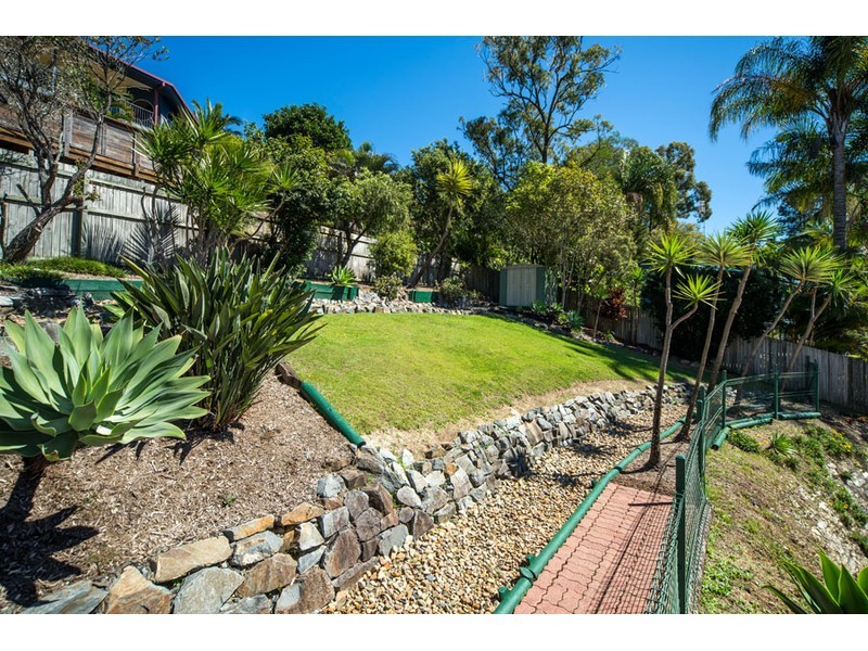 128 Universal Street, Oxenford QLD 4210