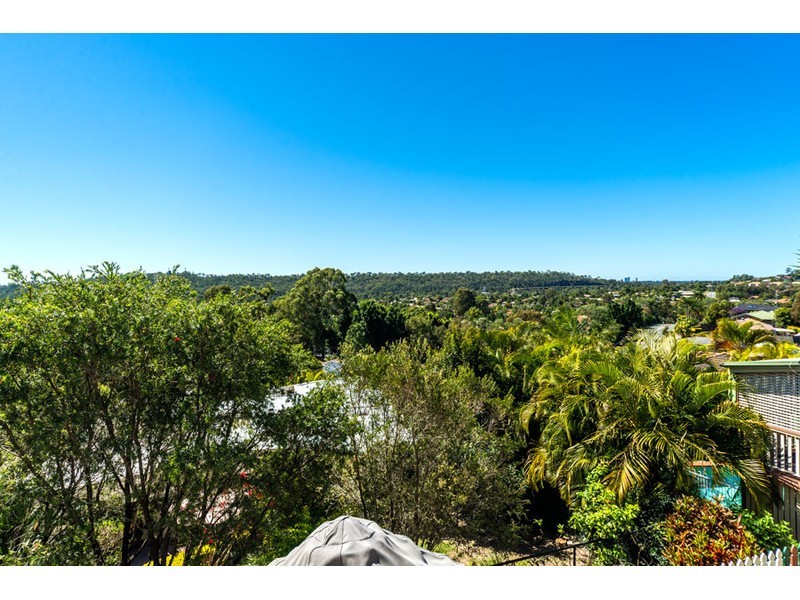 128 Universal Street, Oxenford QLD 4210