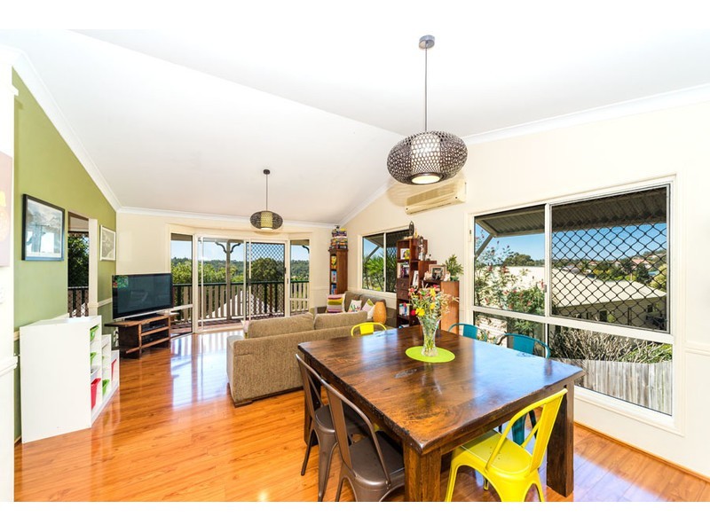 128 Universal Street, Oxenford QLD 4210