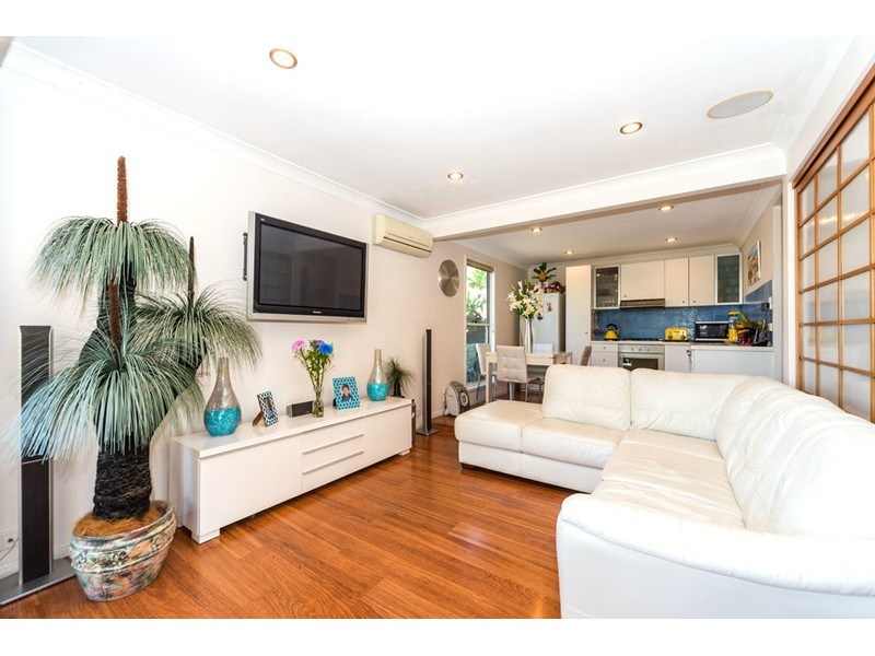 128 Universal Street, Oxenford QLD 4210