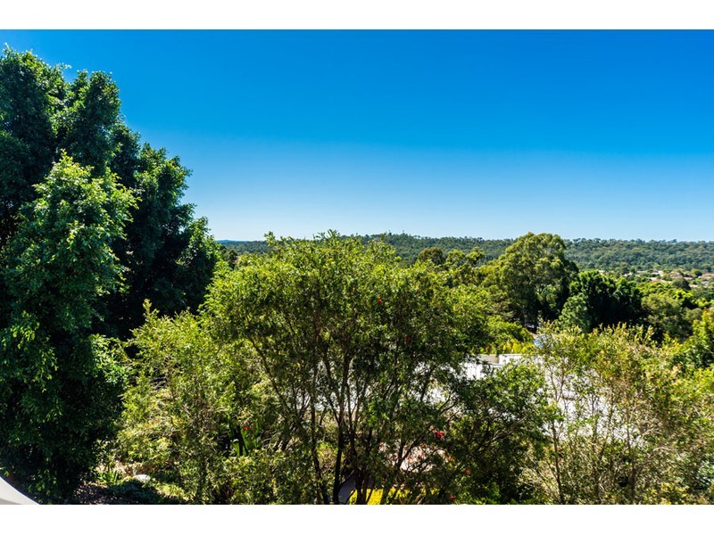 128 Universal Street, Oxenford QLD 4210