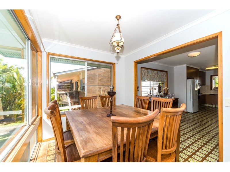 38 Scoter Avenue, Paradise Point QLD 4216