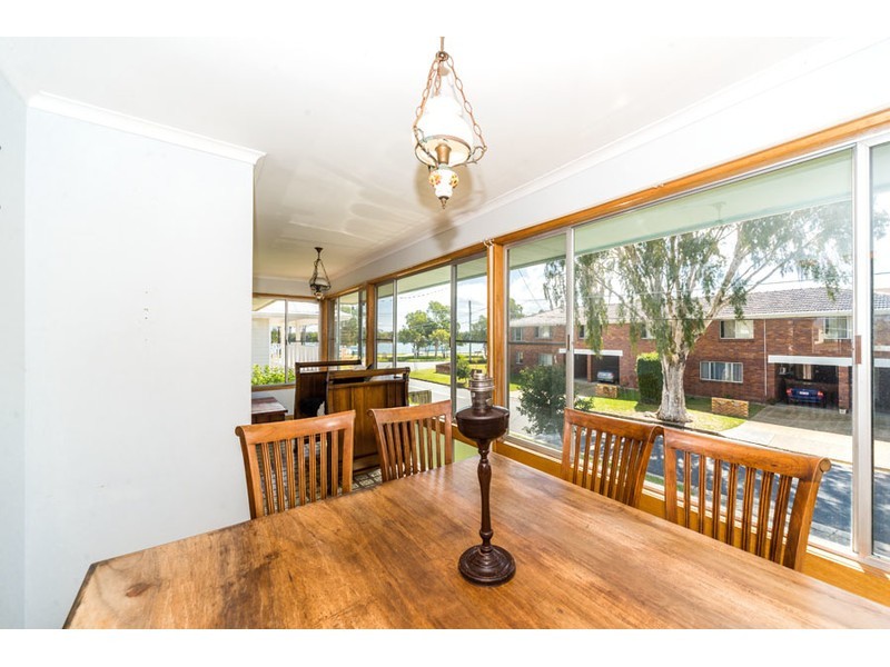 38 Scoter Avenue, Paradise Point QLD 4216