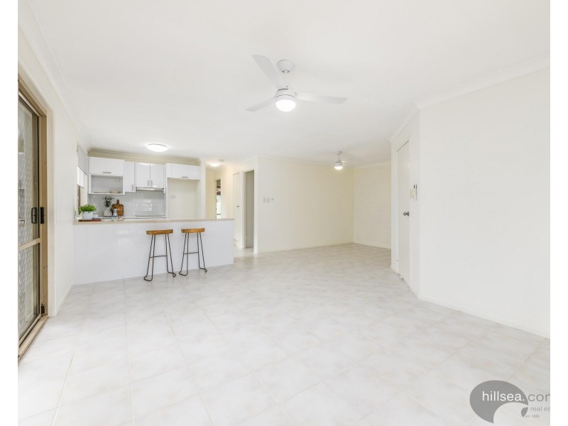 1/15 Nina Parade, Arundel QLD 4214