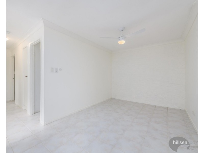 1/15 Nina Parade, Arundel QLD 4214