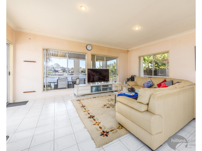5 Creekview Street, Helensvale QLD 4212