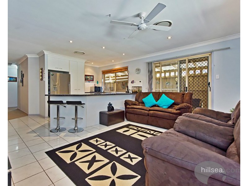 15 Tradewinds Drive, Helensvale QLD 4212