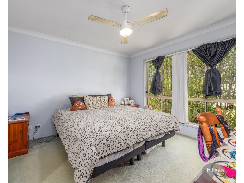 16 Serafina Drive, Helensvale QLD 4212