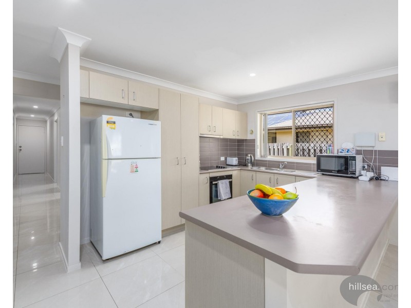 27 Saltwater Boulevard, Oxenford QLD 4210