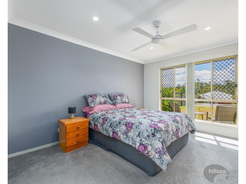 27 Saltwater Boulevard, Oxenford QLD 4210