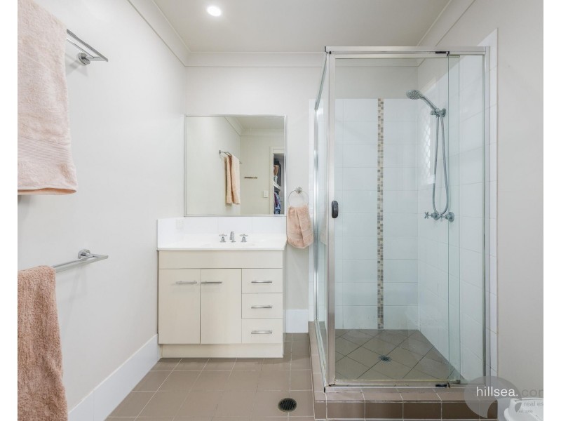 27 Saltwater Boulevard, Oxenford QLD 4210