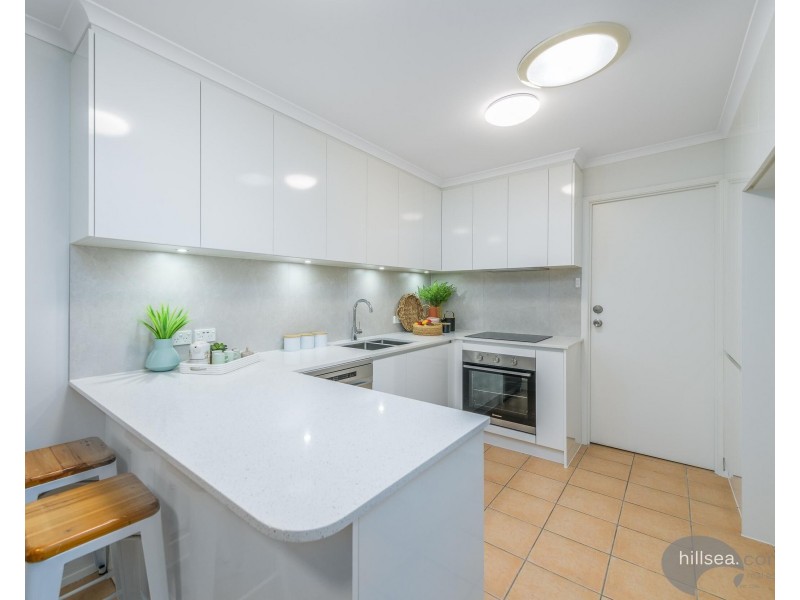 2/10 Metro Crescent, Oxenford QLD 4210