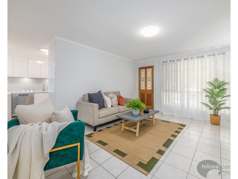 2/10 Metro Crescent, Oxenford QLD 4210