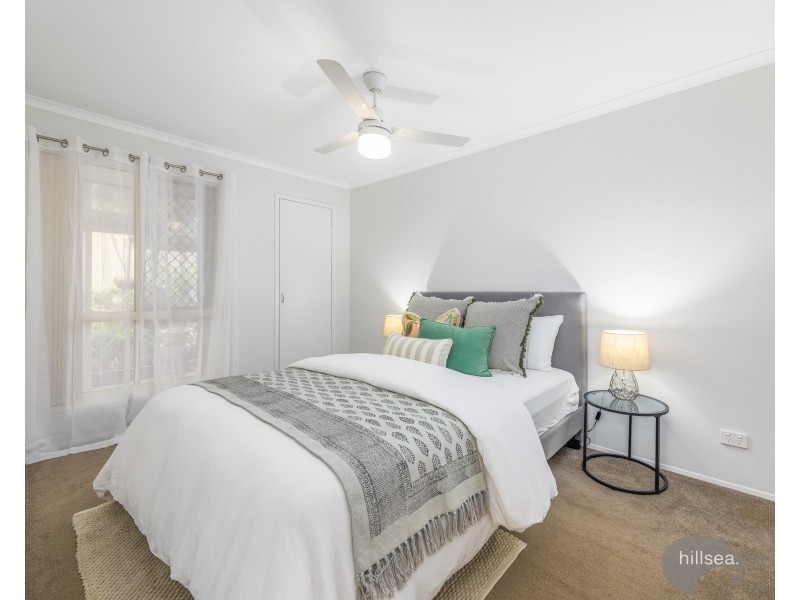 2/10 Metro Crescent, Oxenford QLD 4210