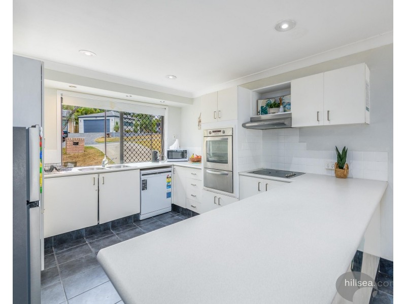 9 Halbury Court, Helensvale QLD 4212