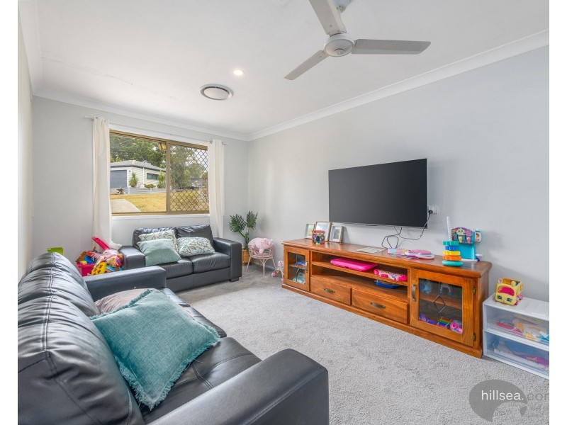 9 Halbury Court, Helensvale QLD 4212
