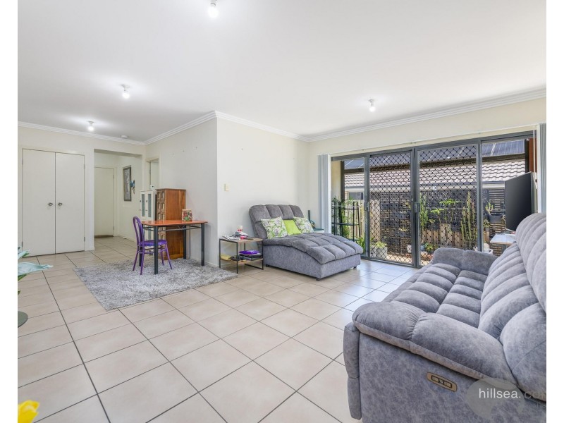 2/20 Sueinnes Street, Eagleby QLD 4207