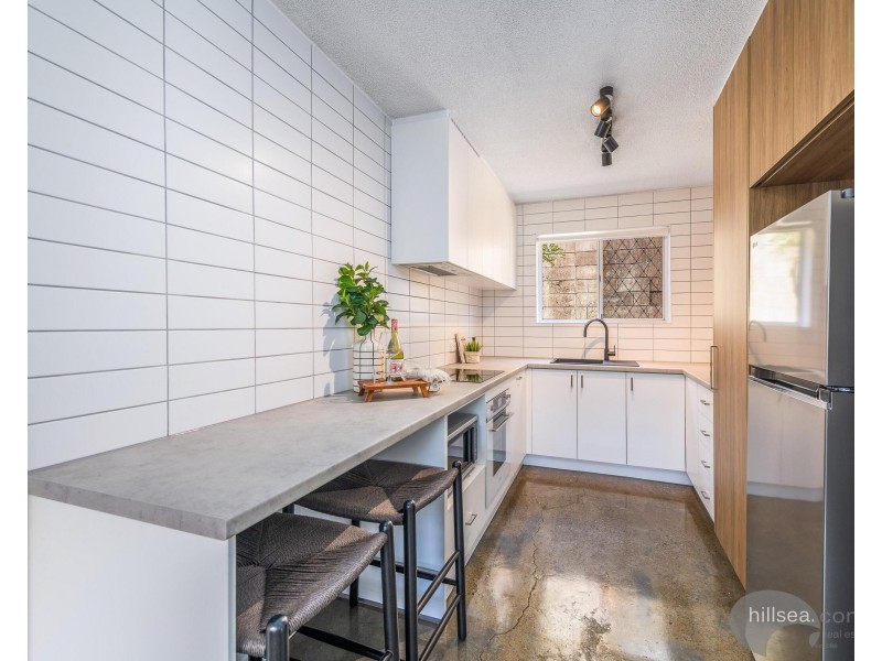 2/10 Railway Street, Southport QLD 4215