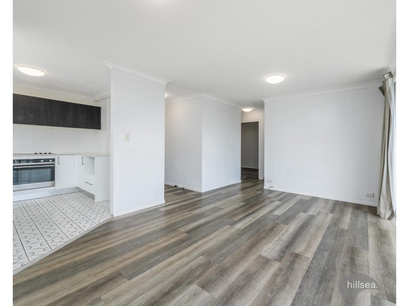 1/45 Railway Street, Southport QLD 4215