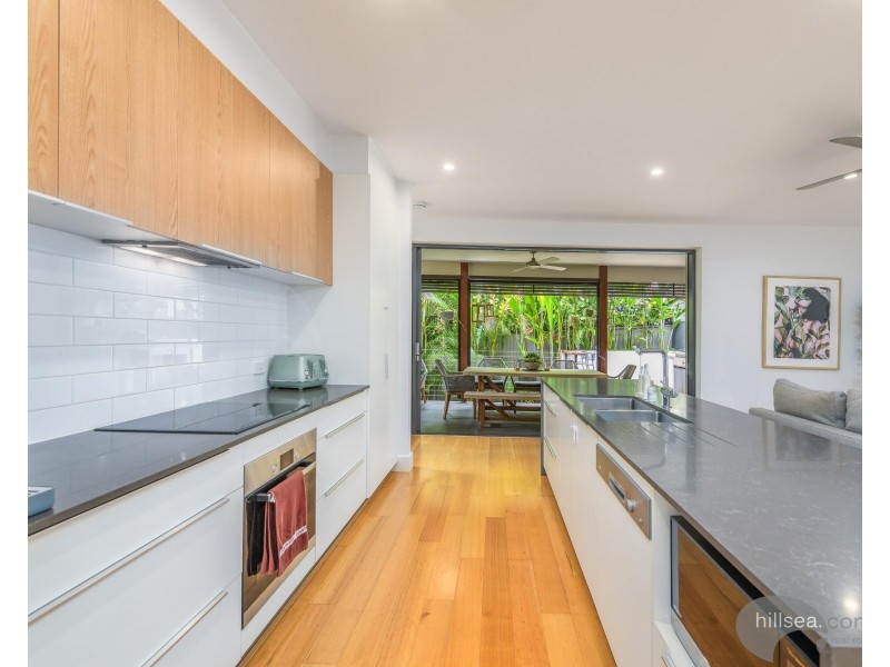 87 Hawthorne Road, Hawthorne QLD 4171