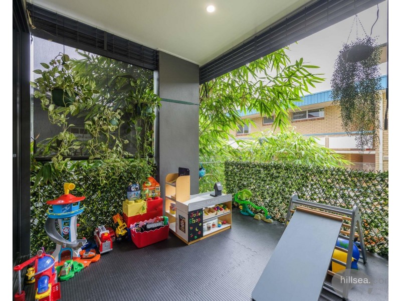 87 Hawthorne Road, Hawthorne QLD 4171