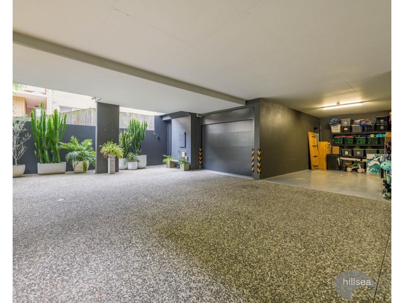 87 Hawthorne Road, Hawthorne QLD 4171