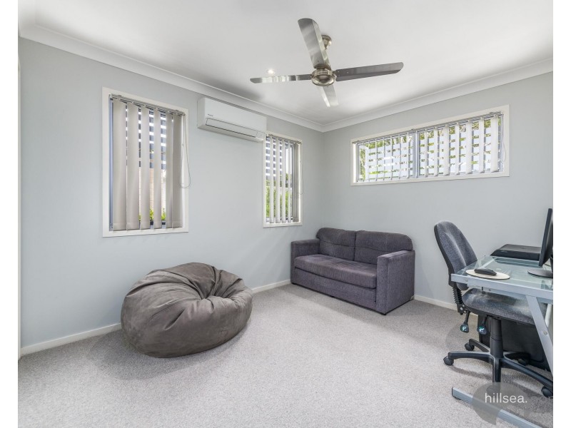 2/42 Careel Close, Helensvale QLD 4212