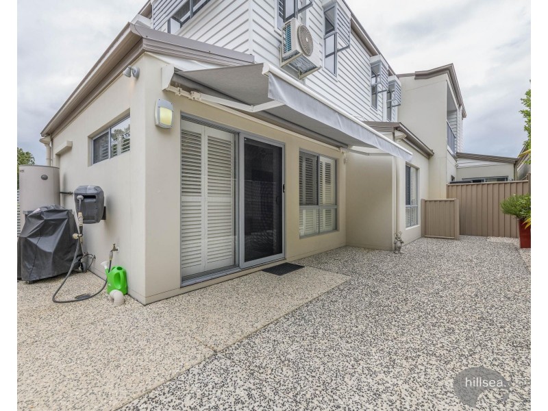 2/42 Careel Close, Helensvale QLD 4212