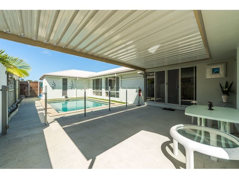 3 Casuarina Way, Helensvale QLD 4212