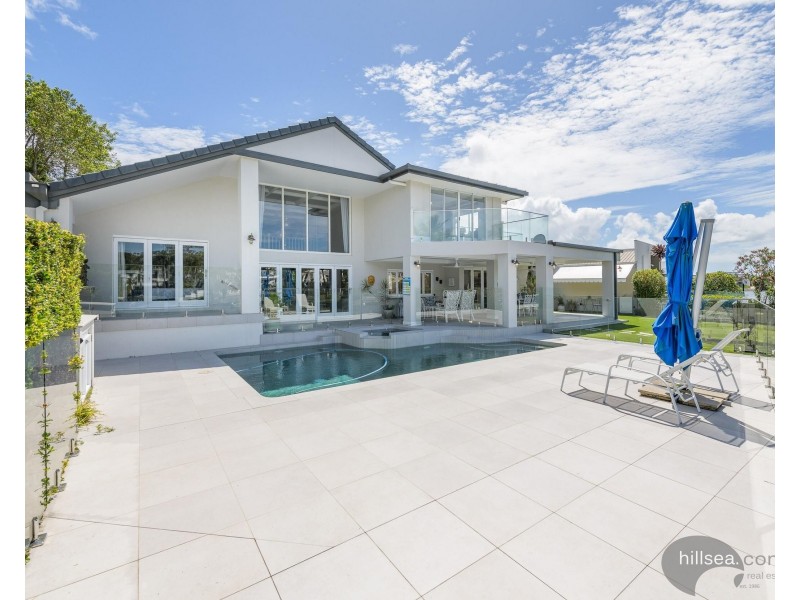 5801 Clearwater Crescent, Hope Island QLD 4212