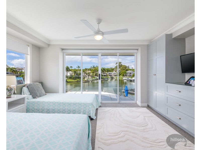 5801 Clearwater Crescent, Hope Island QLD 4212