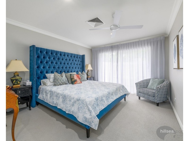 5801 Clearwater Crescent, Hope Island QLD 4212