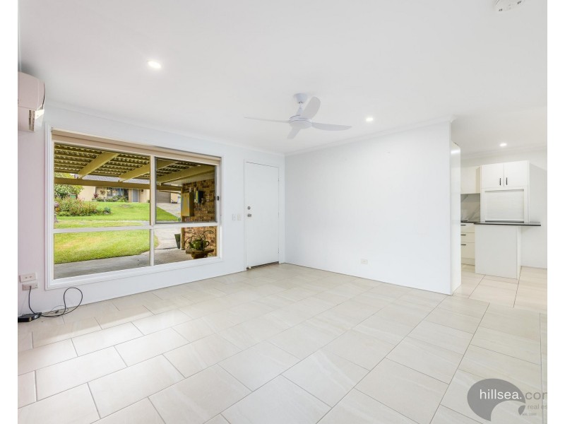 1/8 Theatre Street, Oxenford QLD 4210