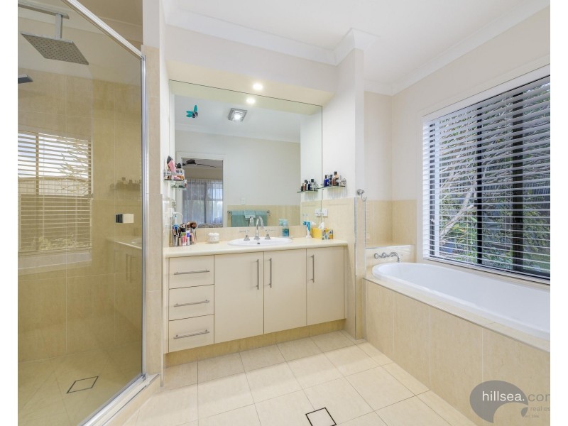 88 Salvado Drive, Pacific Pines QLD 4211