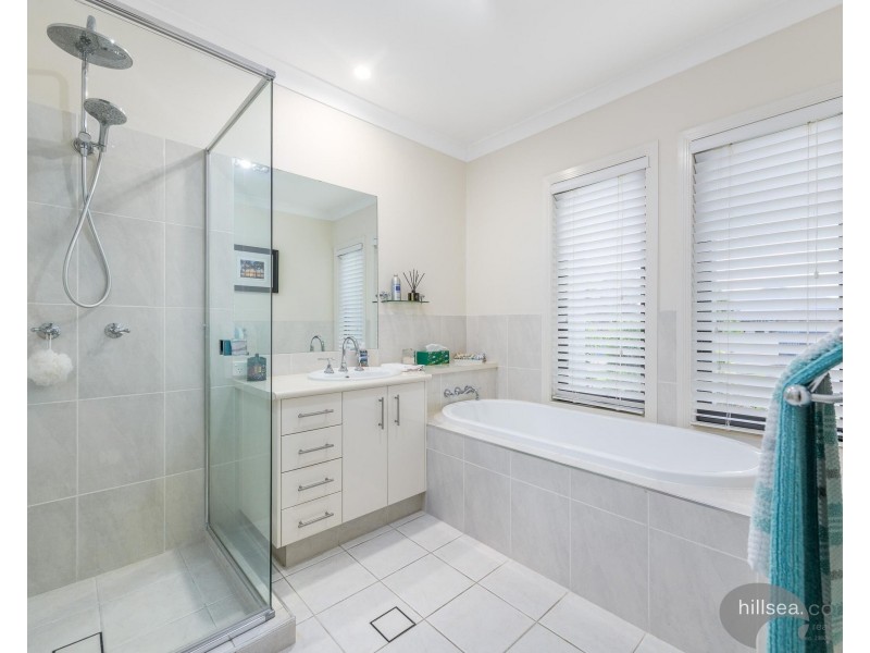88 Salvado Drive, Pacific Pines QLD 4211