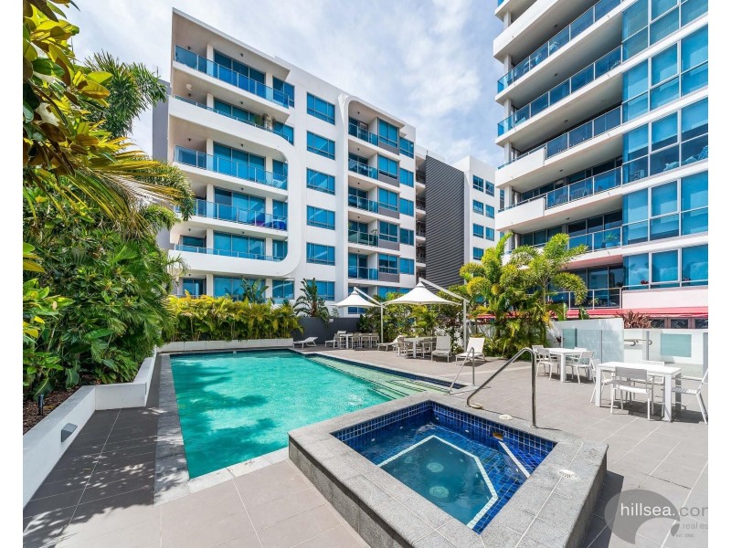 710/20 Labrador Street, Labrador QLD 4215