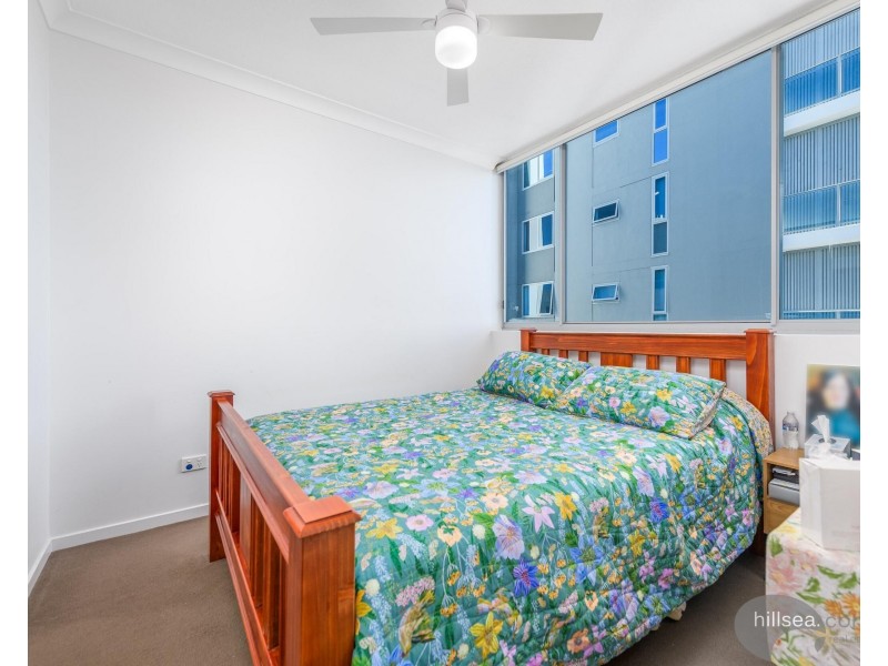 710/20 Labrador Street, Labrador QLD 4215