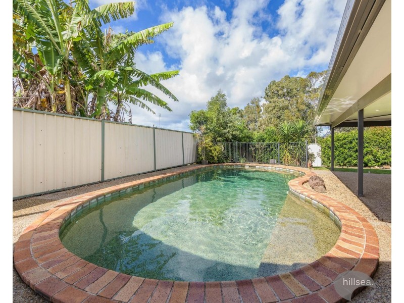 4 Adaminaby Drive, Helensvale QLD 4212