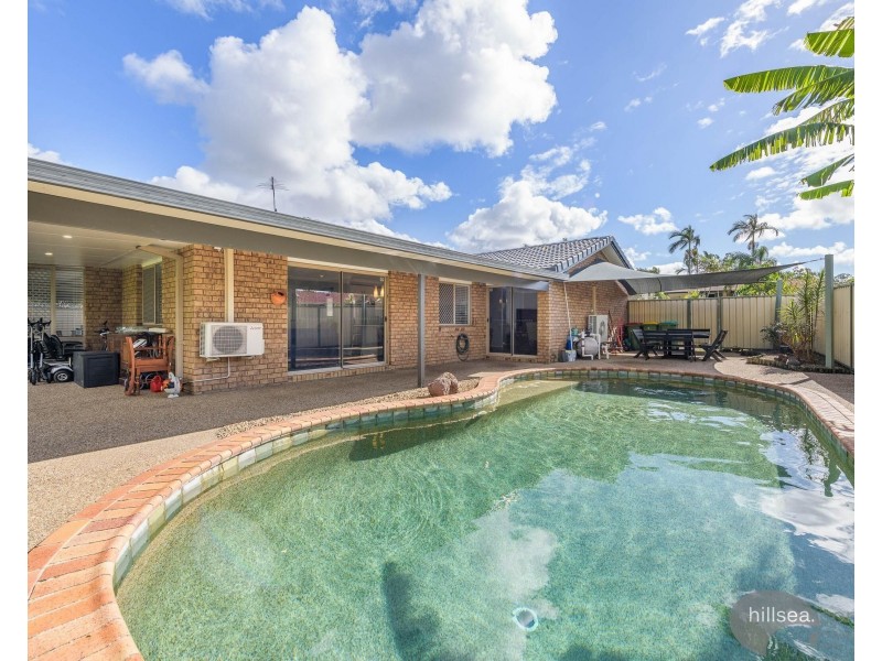 4 Adaminaby Drive, Helensvale QLD 4212