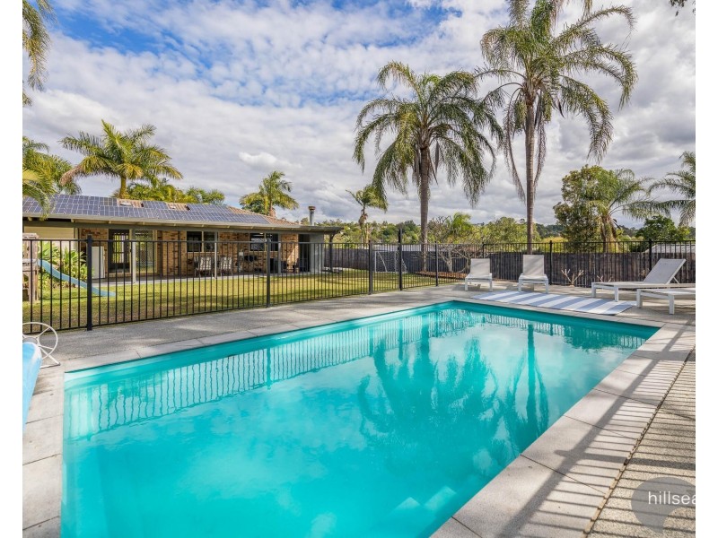 13 Artists Avenue, Oxenford QLD 4210