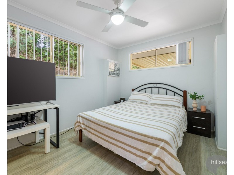 13 Artists Avenue, Oxenford QLD 4210