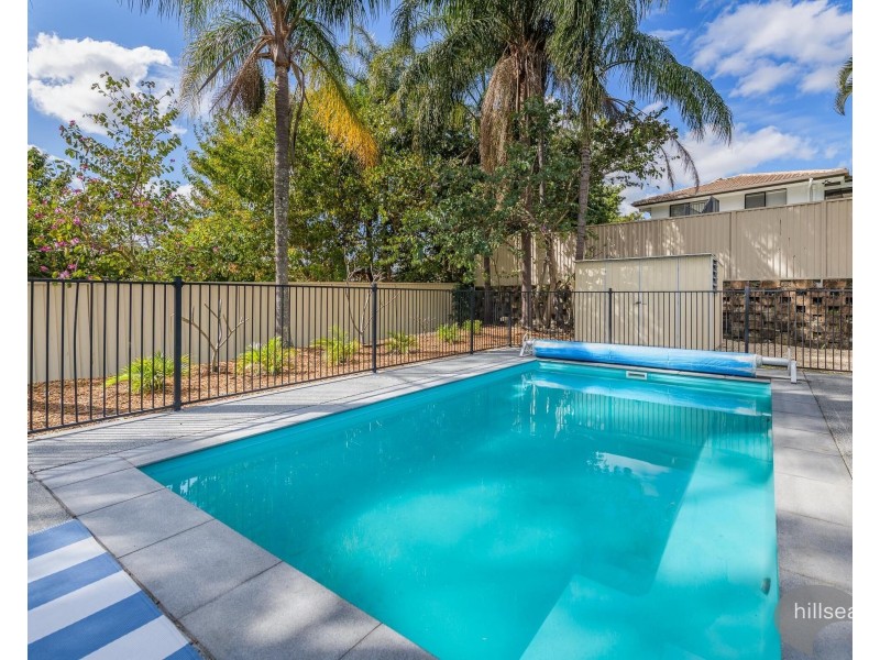 13 Artists Avenue, Oxenford QLD 4210
