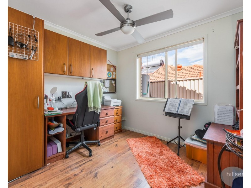 15 Corringle Close, Helensvale QLD 4212