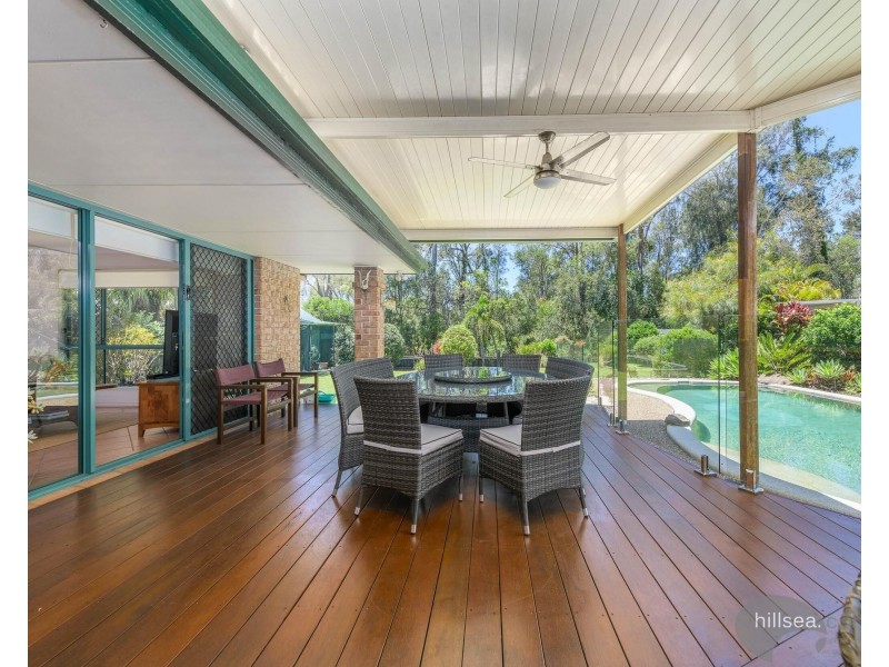 4 Poeppel Place, Helensvale QLD 4212