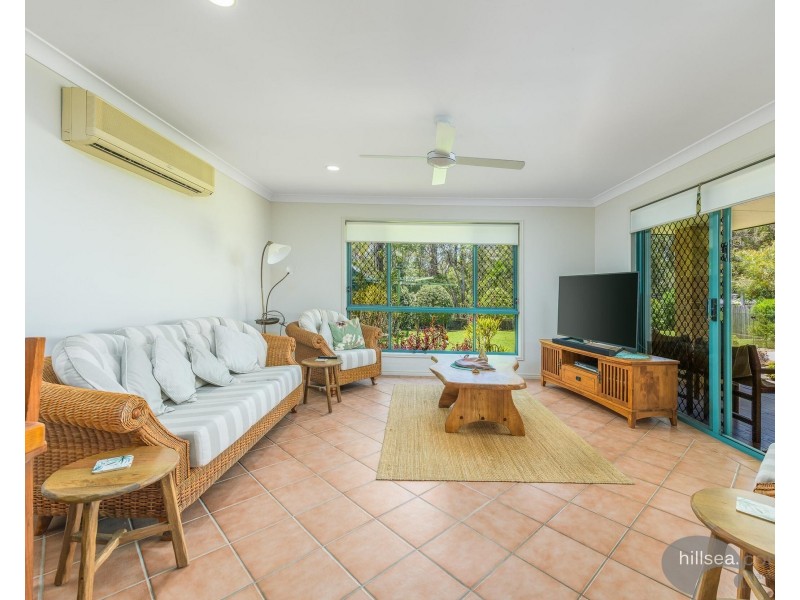 4 Poeppel Place, Helensvale QLD 4212