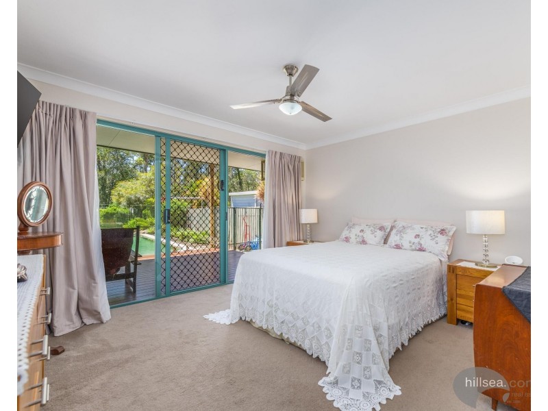 4 Poeppel Place, Helensvale QLD 4212