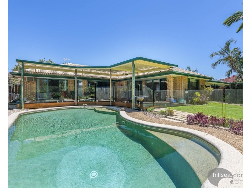 4 Poeppel Place, Helensvale QLD 4212
